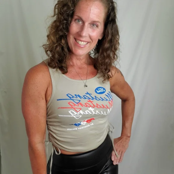 Ford Mustang retro vintage style tank top - Picture 2 of 11